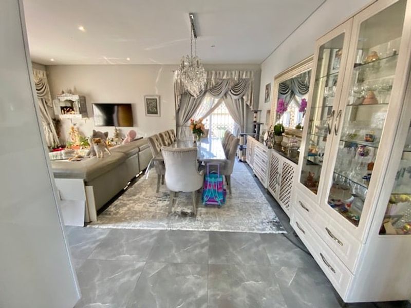 Townhouse For Sale In Midrand - Photo 10