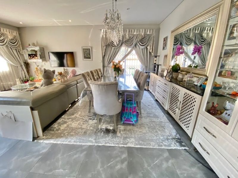 Townhouse For Sale In Midrand - Photo 8