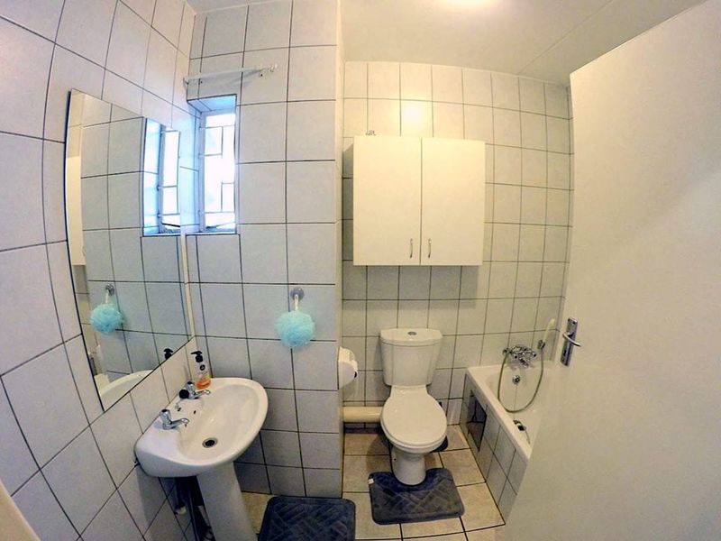 Apartment For Sale In Randburg - Photo 9