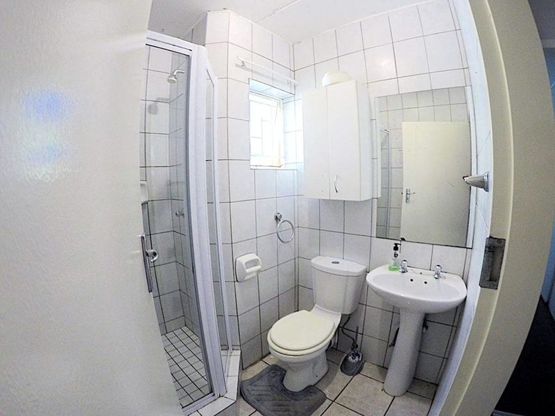 Apartment For Sale In Randburg - Photo 8