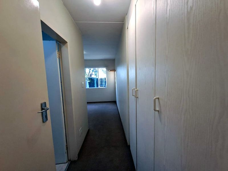 Apartment For Sale In Randburg - Photo 5