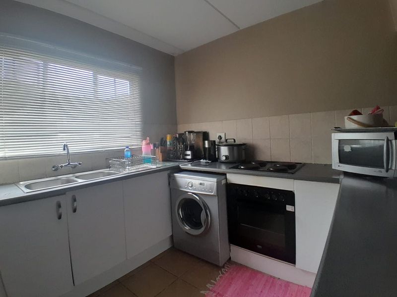 Apartment For Sale In Midrand - Photo 10