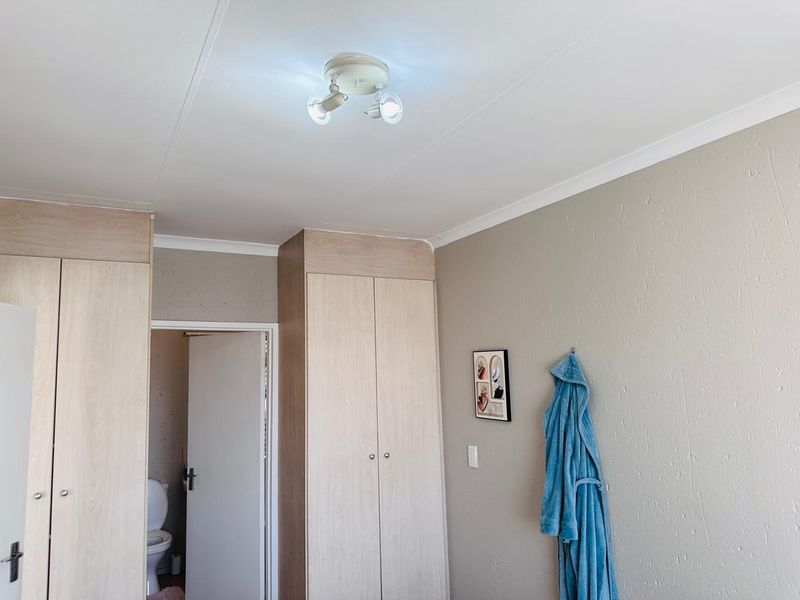 Apartment For Sale In Boksburg - Photo 9