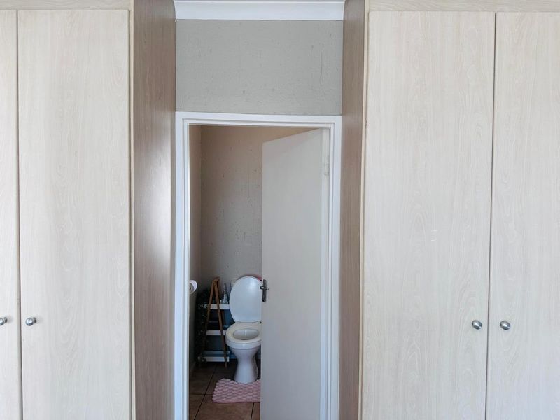 Apartment For Sale In Boksburg - Photo 8