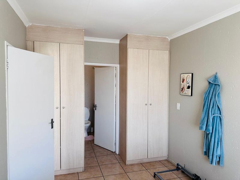 Apartment For Sale In Boksburg - Photo 7