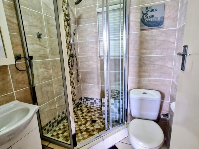 Apartment For Sale In Hibberdene - Photo 8