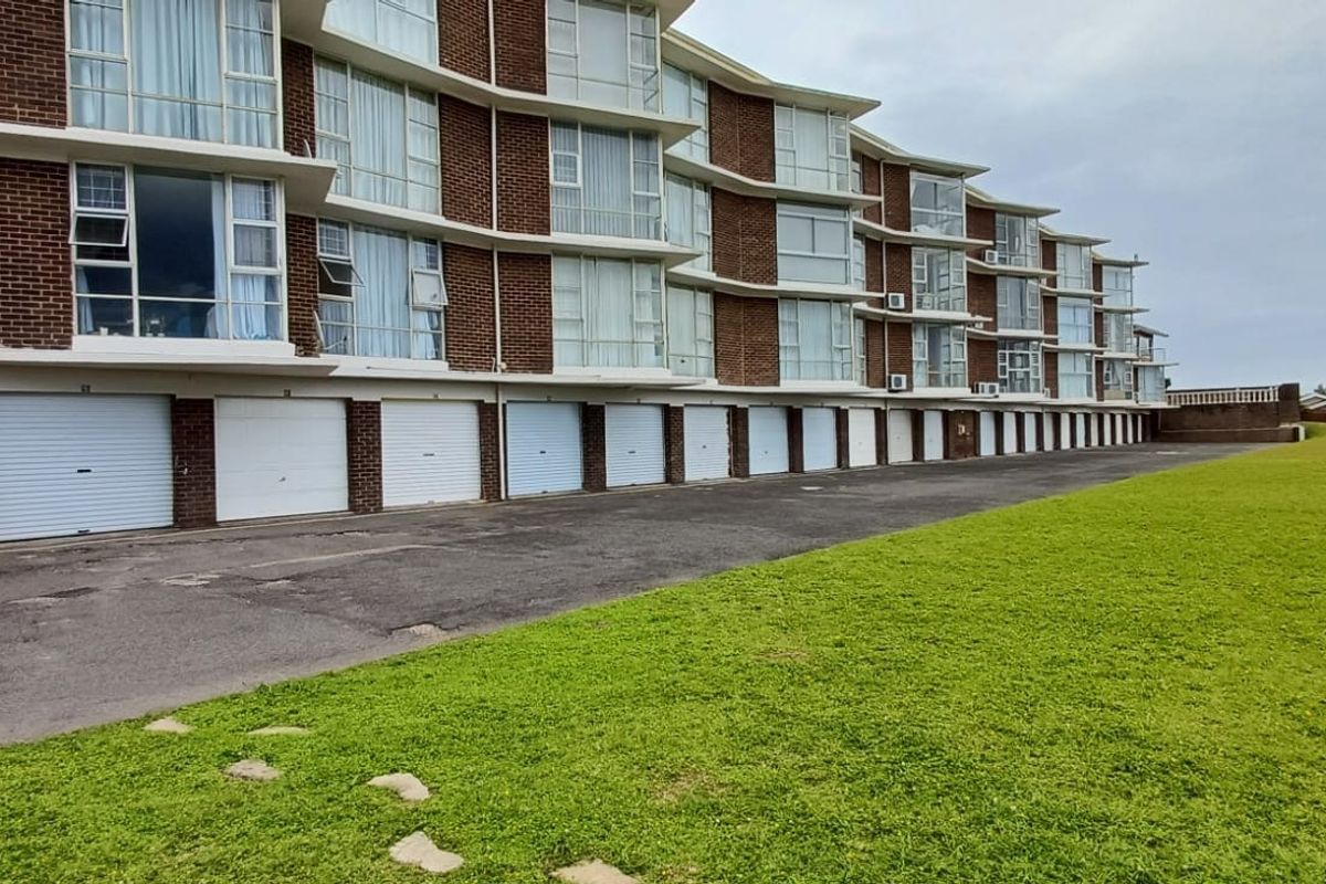 Apartment For Sale In Hibberdene - Photo 2