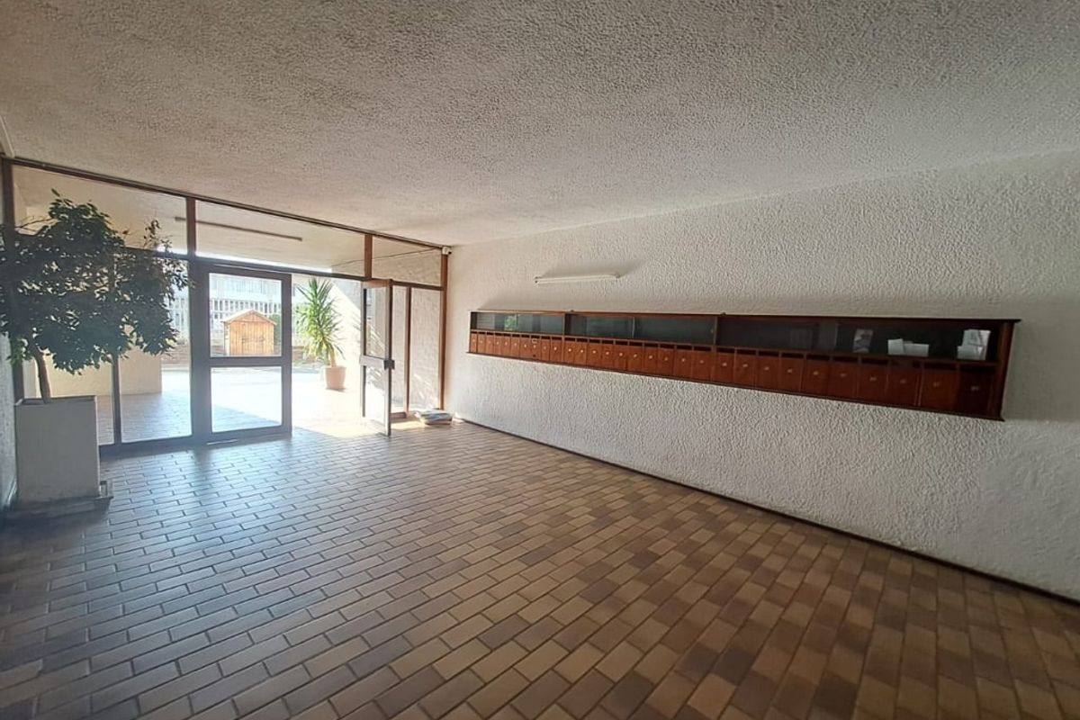 Apartment Sold In Randburg - Photo 2