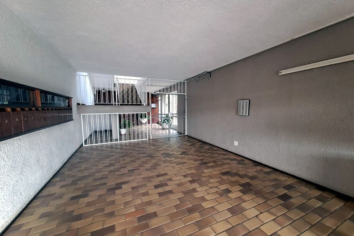Apartment Sold In Randburg - Photo 3