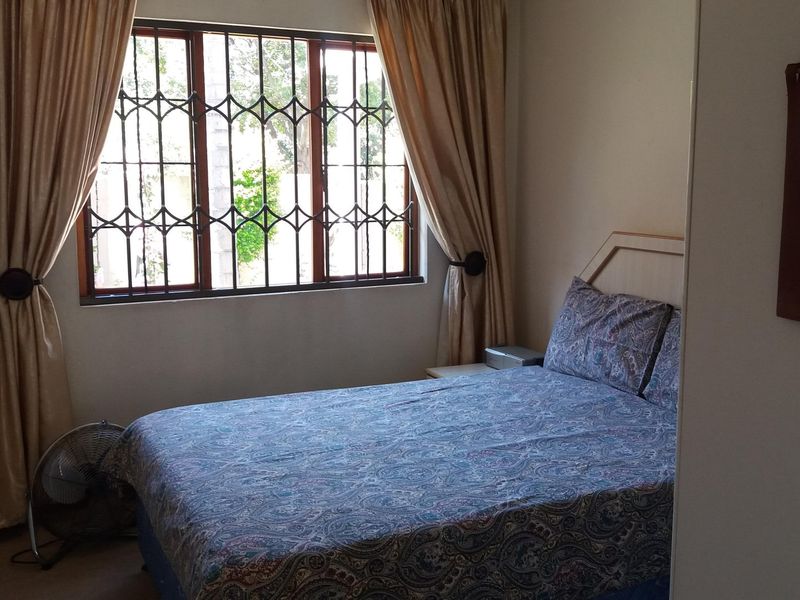 Townhouse Pending Sale In Midrand - Photo 10