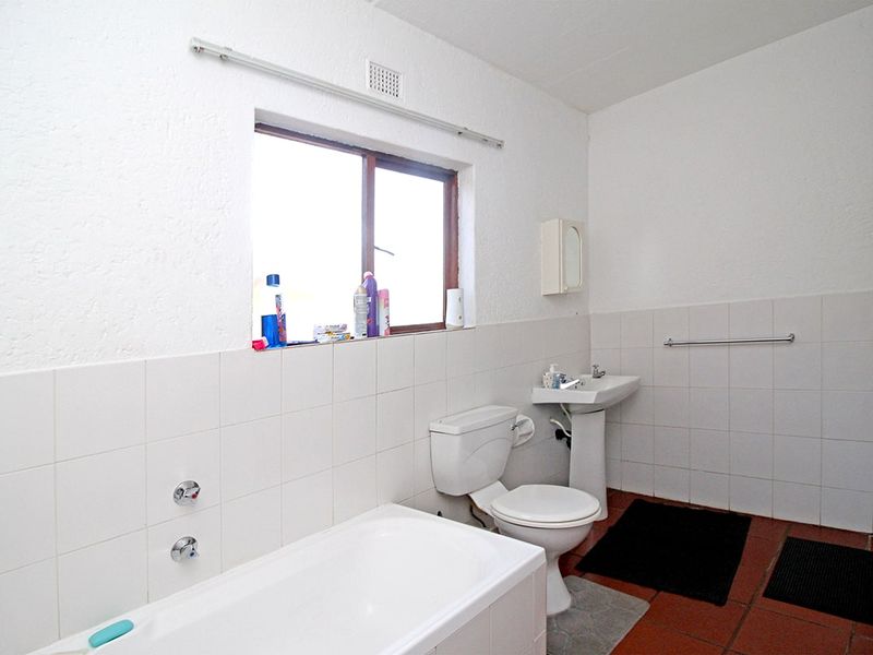 Apartment Sold In Johannesburg - Photo 9