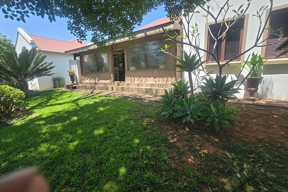 Townhouse Pending Sale In Cullinan - Photo 2