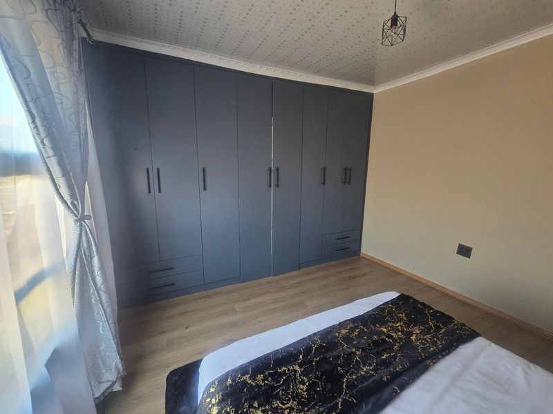 Townhouse For Sale In Rayton - Photo 10