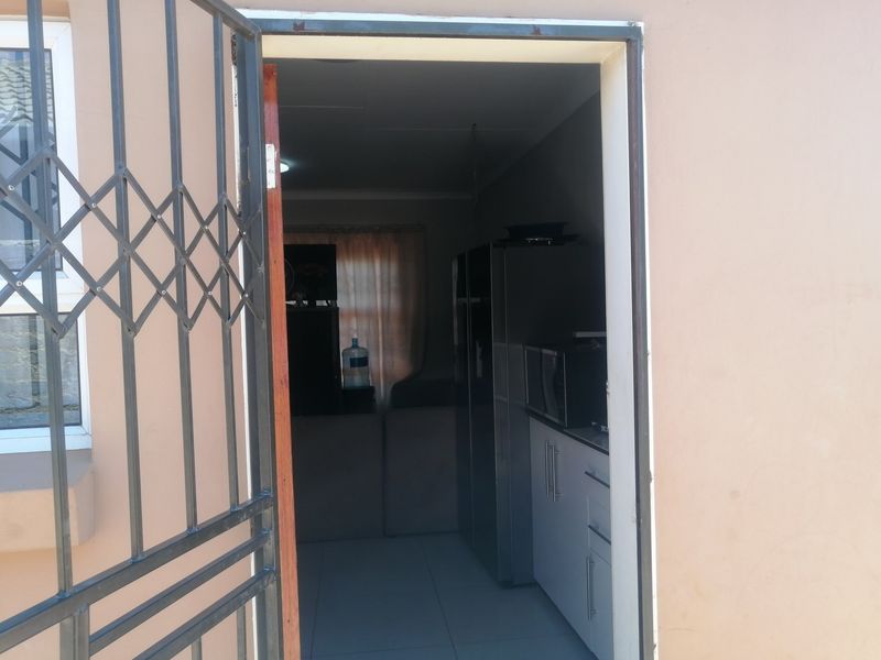 House For Sale In Johannesburg - Photo 3