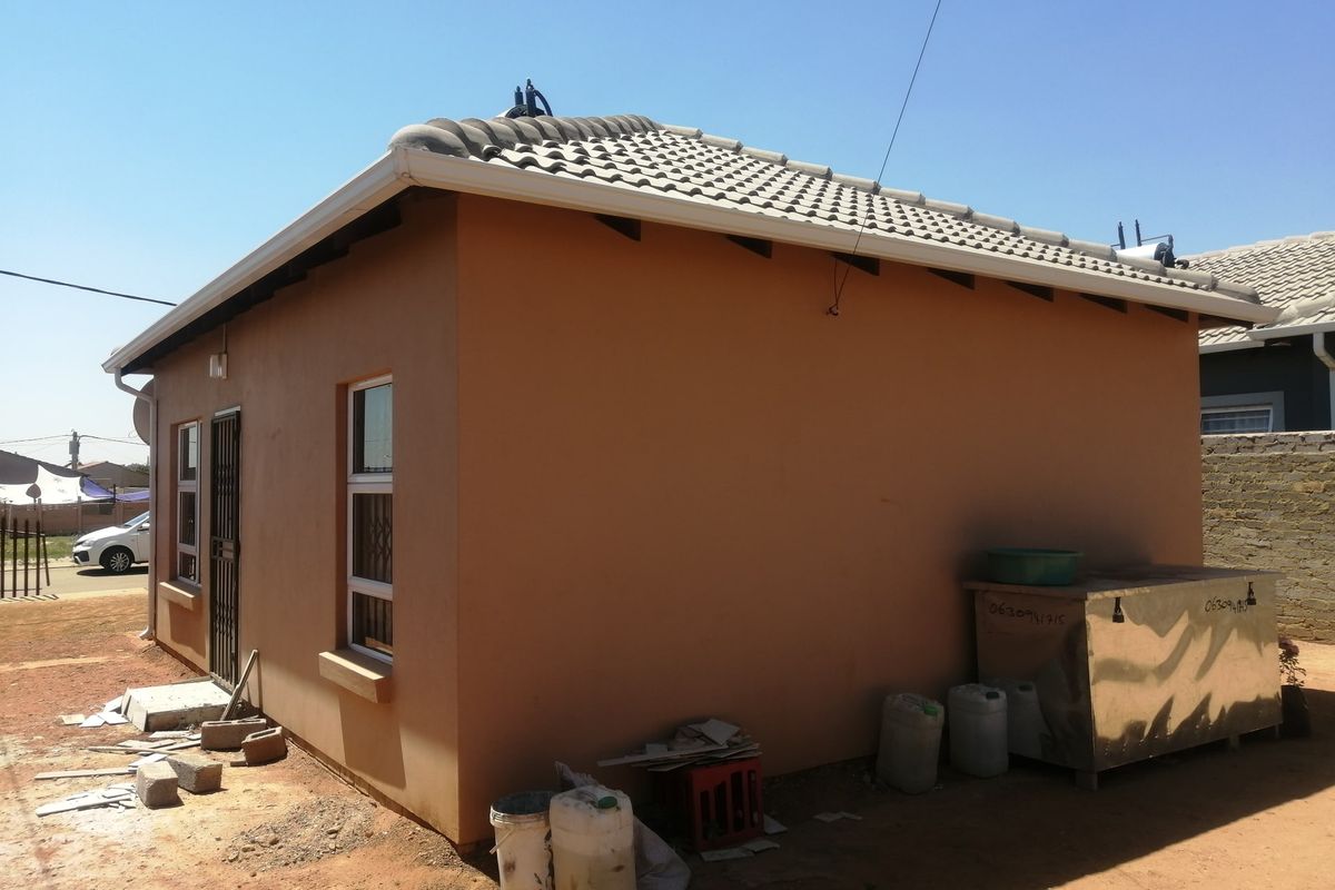 House For Sale In Johannesburg - Photo 5