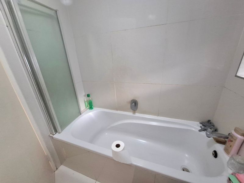 Apartment For Sale In Sandton - Photo 5