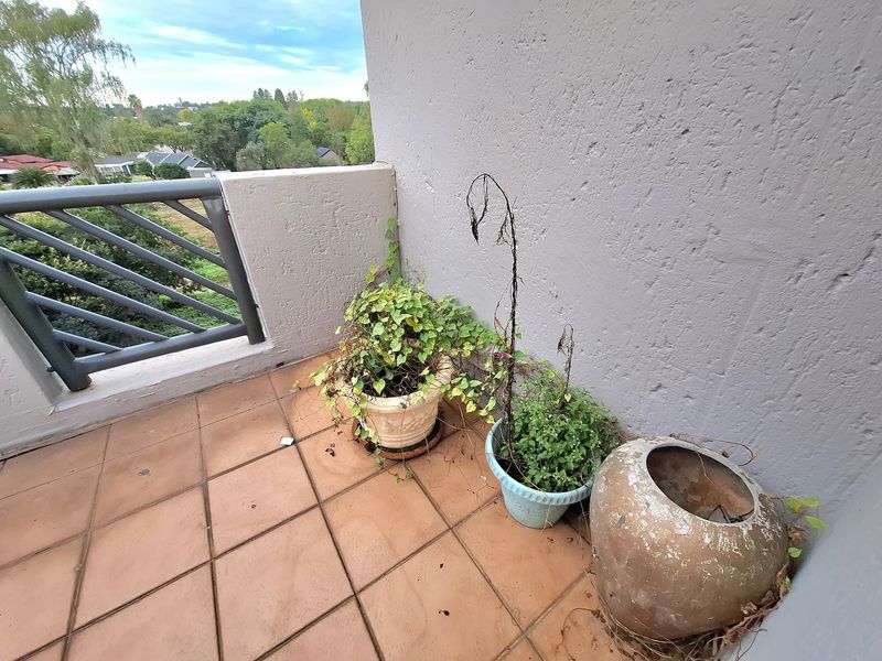 Apartment For Sale In Sandton - Photo 9