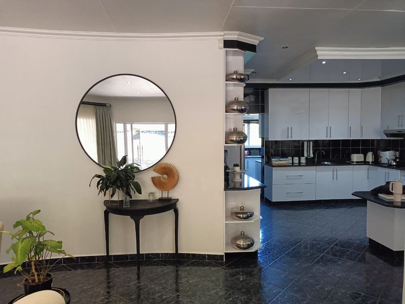 House For Sale In Margate - Photo 1
