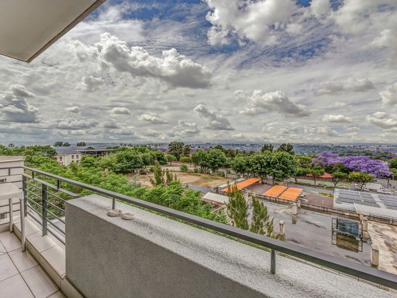 Apartment For Sale In Sandton - Photo 6