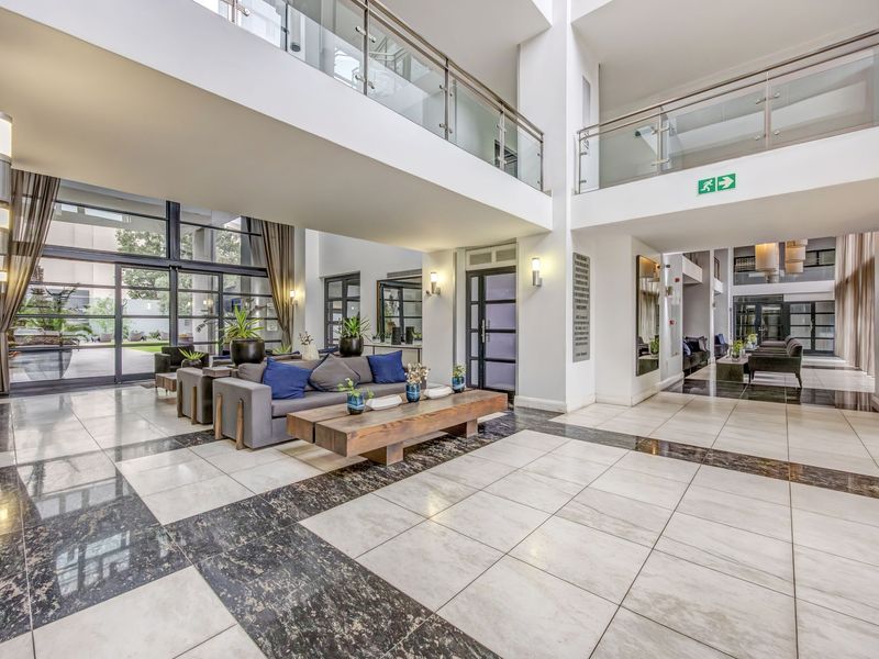 Apartment For Sale In Sandton - Photo 1