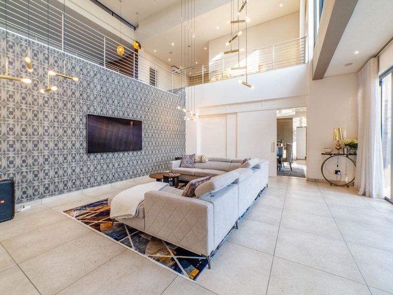 House For Sale In Midrand - Photo 1