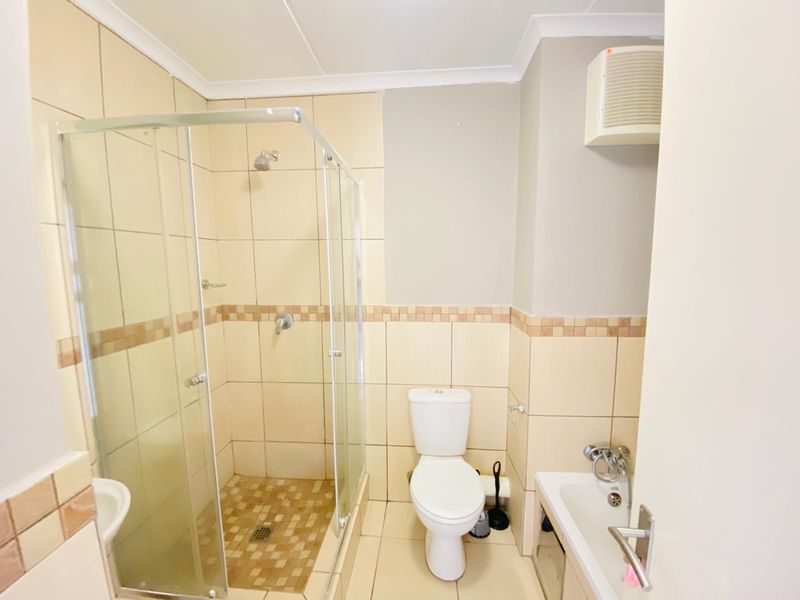 Apartment For Sale In Midrand - Photo 10
