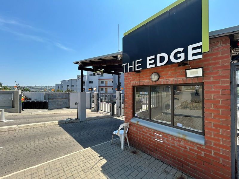 Apartment For Sale In Midrand - Photo 4