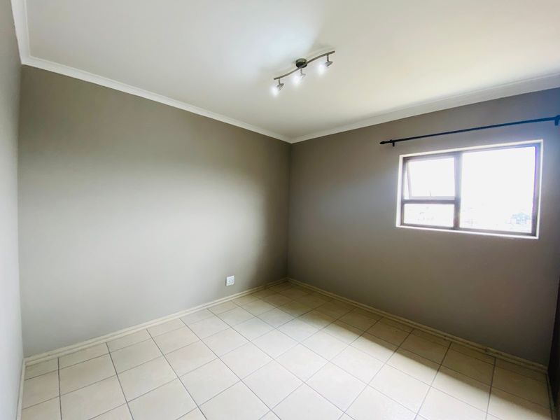 Apartment For Sale In Midrand - Photo 5