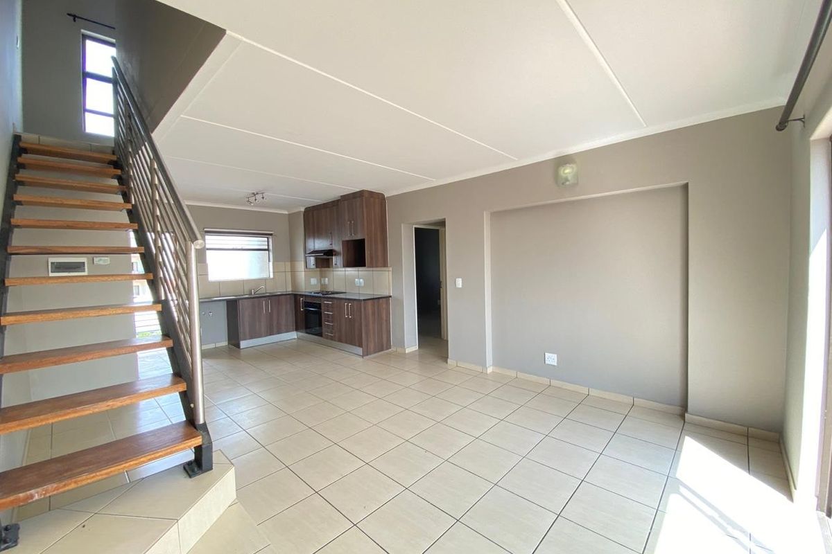 Apartment For Sale In Midrand - Photo 3