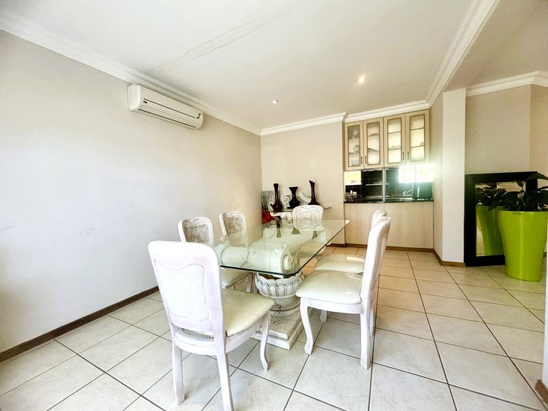 House Pending Sale In Bloemfontein - Photo 9