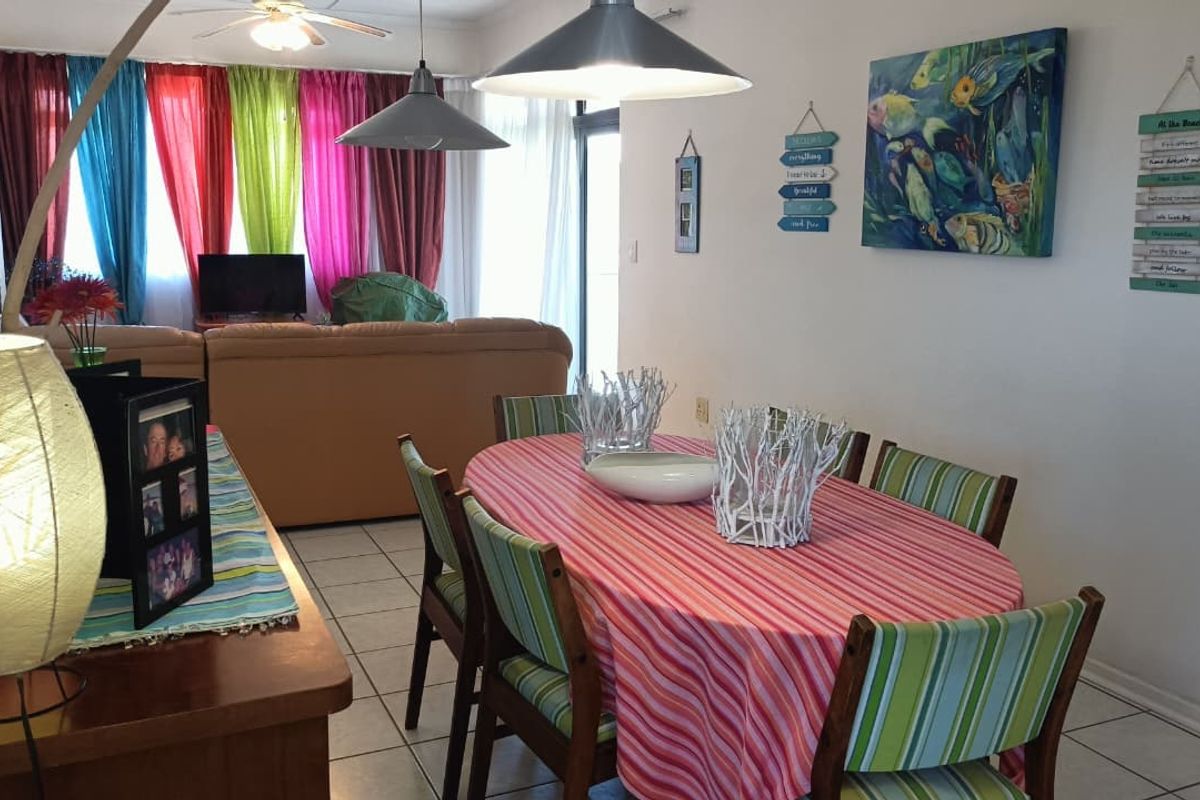 Apartment For Sale In Margate - Photo 5