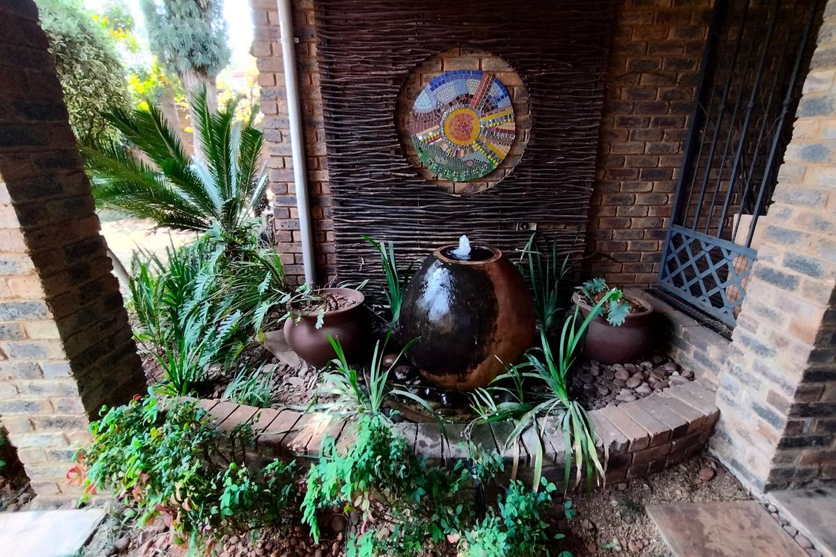 House For Sale In Centurion - Photo 4