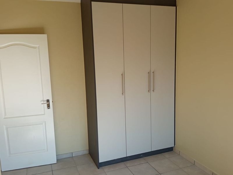 Apartment For Sale In Benoni - Photo 8