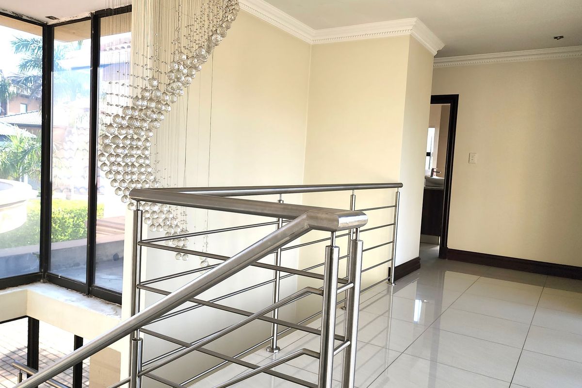 House For Sale In Centurion - Photo 2