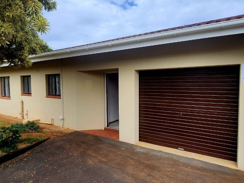 Townhouse For Sale In Port Shepstone - Photo 3