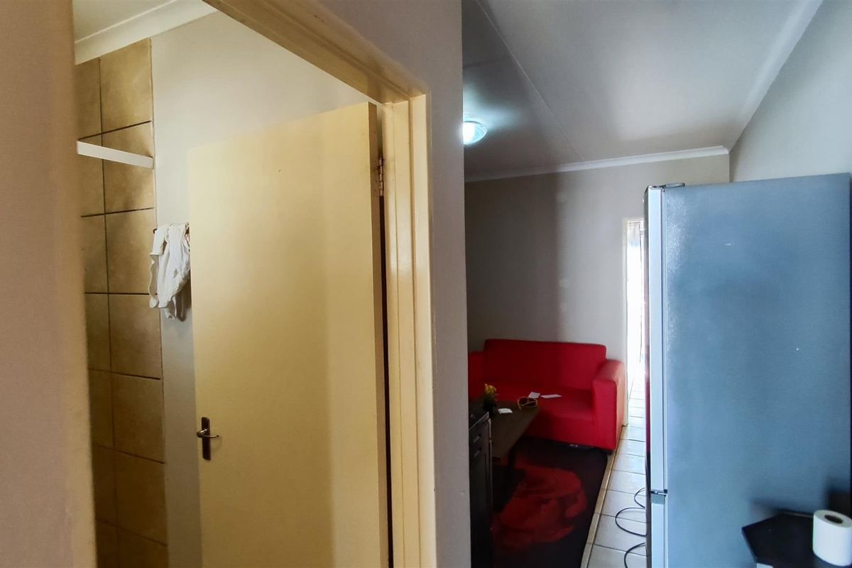 Apartment For Sale In Boksburg - Photo 5