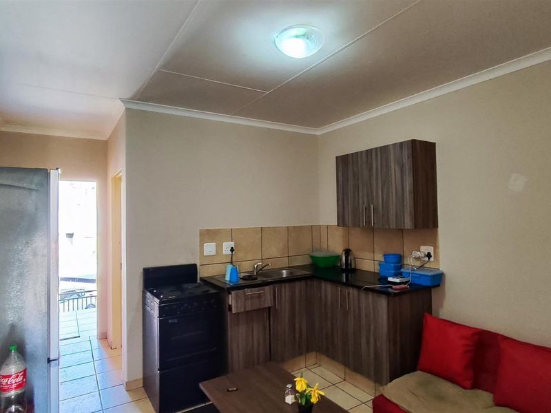 Apartment For Sale In Boksburg - Photo 3