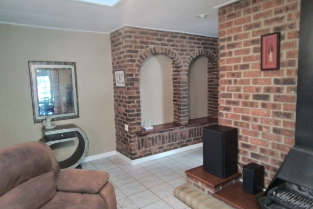 House Sold In Walkerville - Photo 4