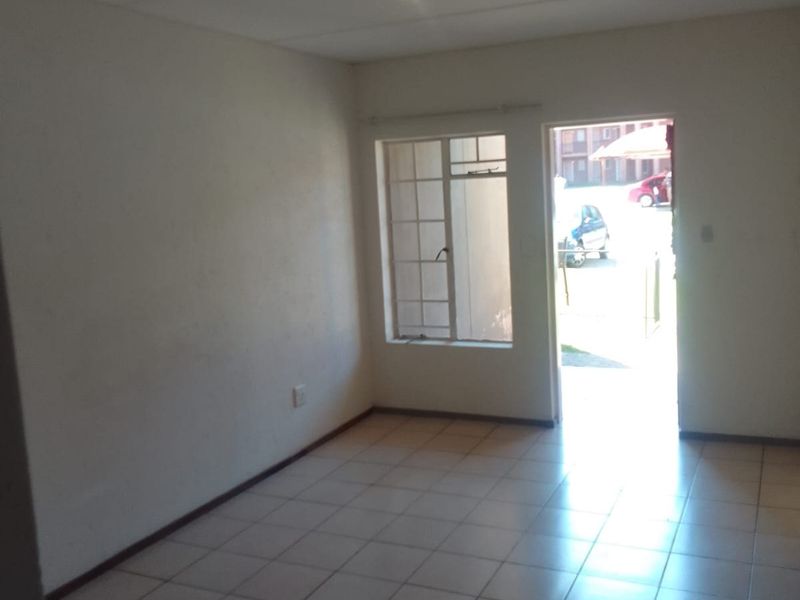 Apartment Rental Monthly In Boksburg - Photo 2