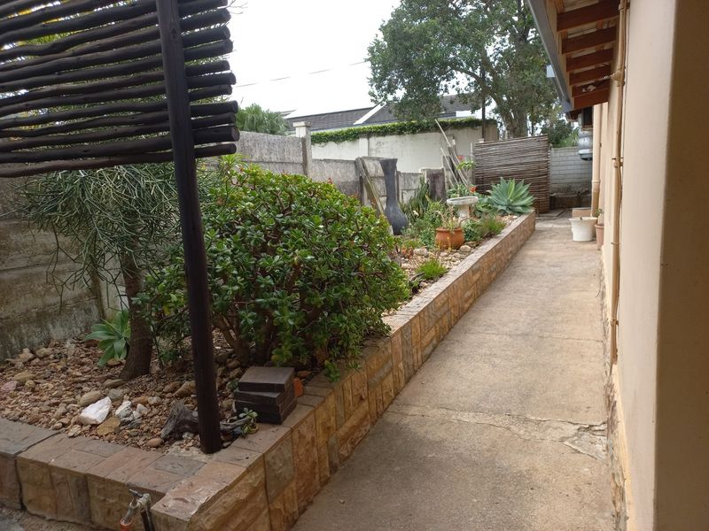 House For Sale In Margate - Photo 5