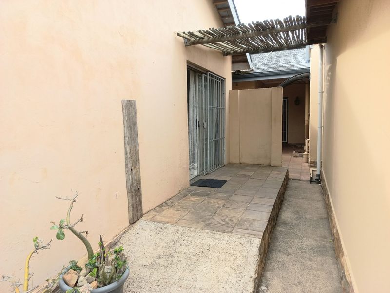 House For Sale In Margate - Photo 8