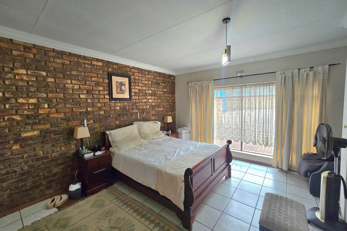 House For Sale In Middelburg - Photo 4