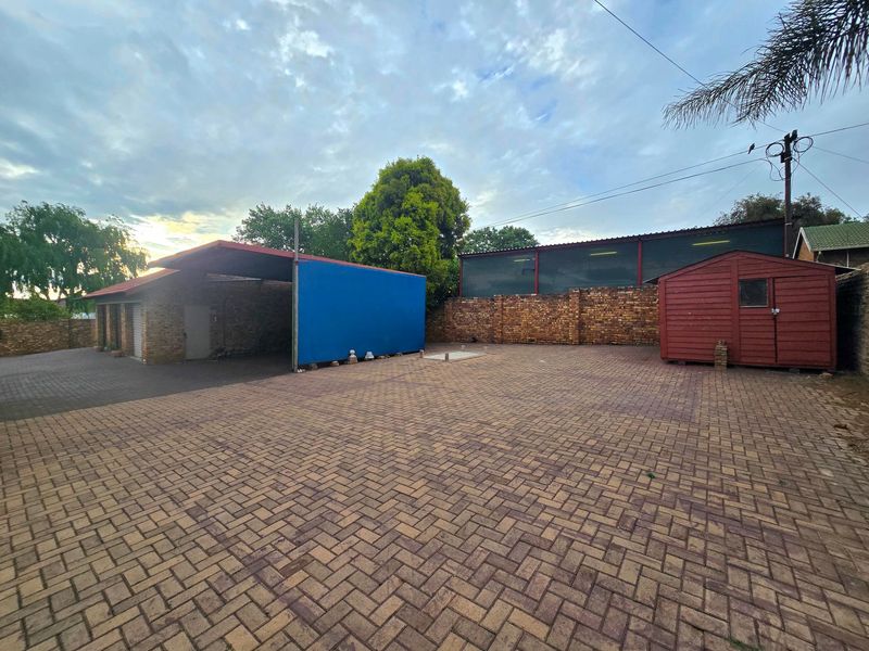 House For Sale In Middelburg - Photo 1