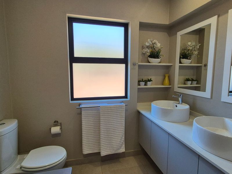 Townhouse For Sale In Nelspruit - Photo 9