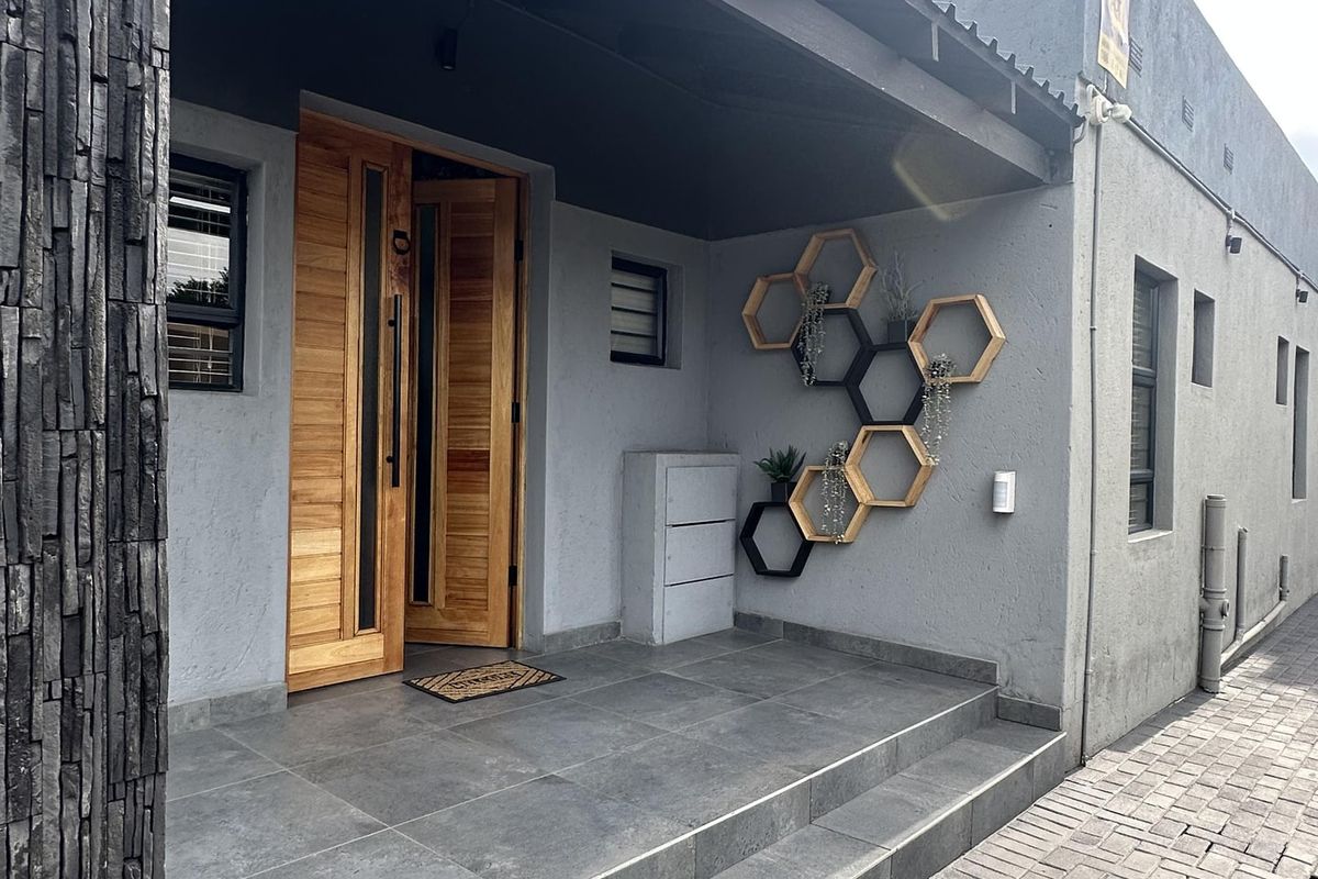 House For Sale In Sandton - Photo 3