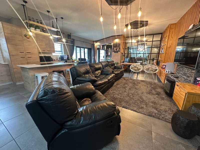 House For Sale In Sandton - Photo 2