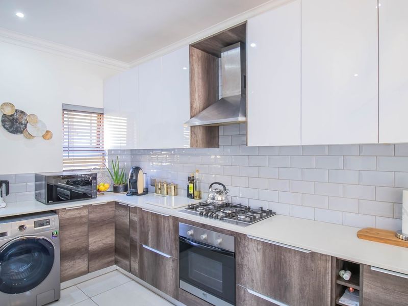 House For Sale In Midrand - Photo 2