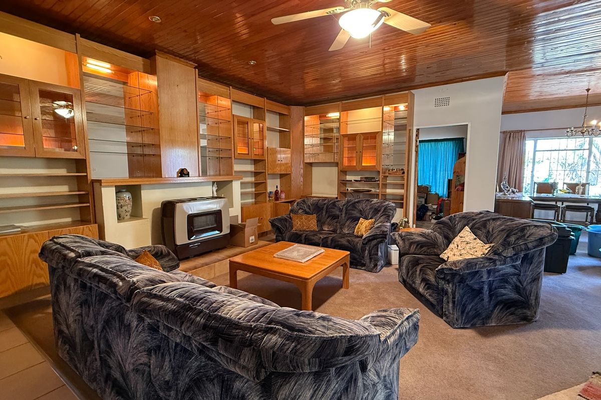 House Sold In Walkerville - Photo 2