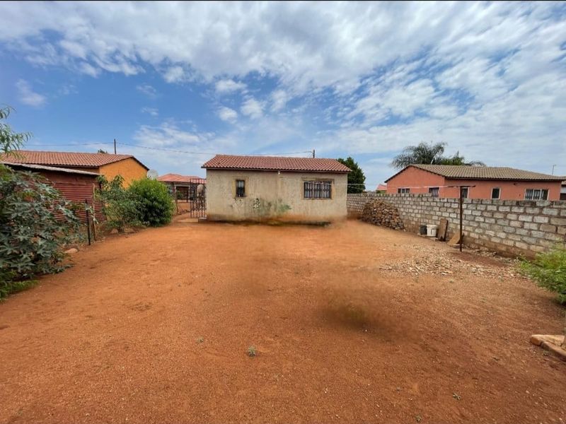 House For Sale In Soshanguve - Photo 1