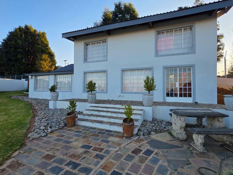 House Rental Monthly In Krugersdorp - Photo 1
